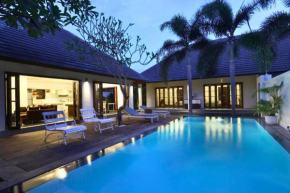 Cozy 2 BR Private Pool Villa ZN104